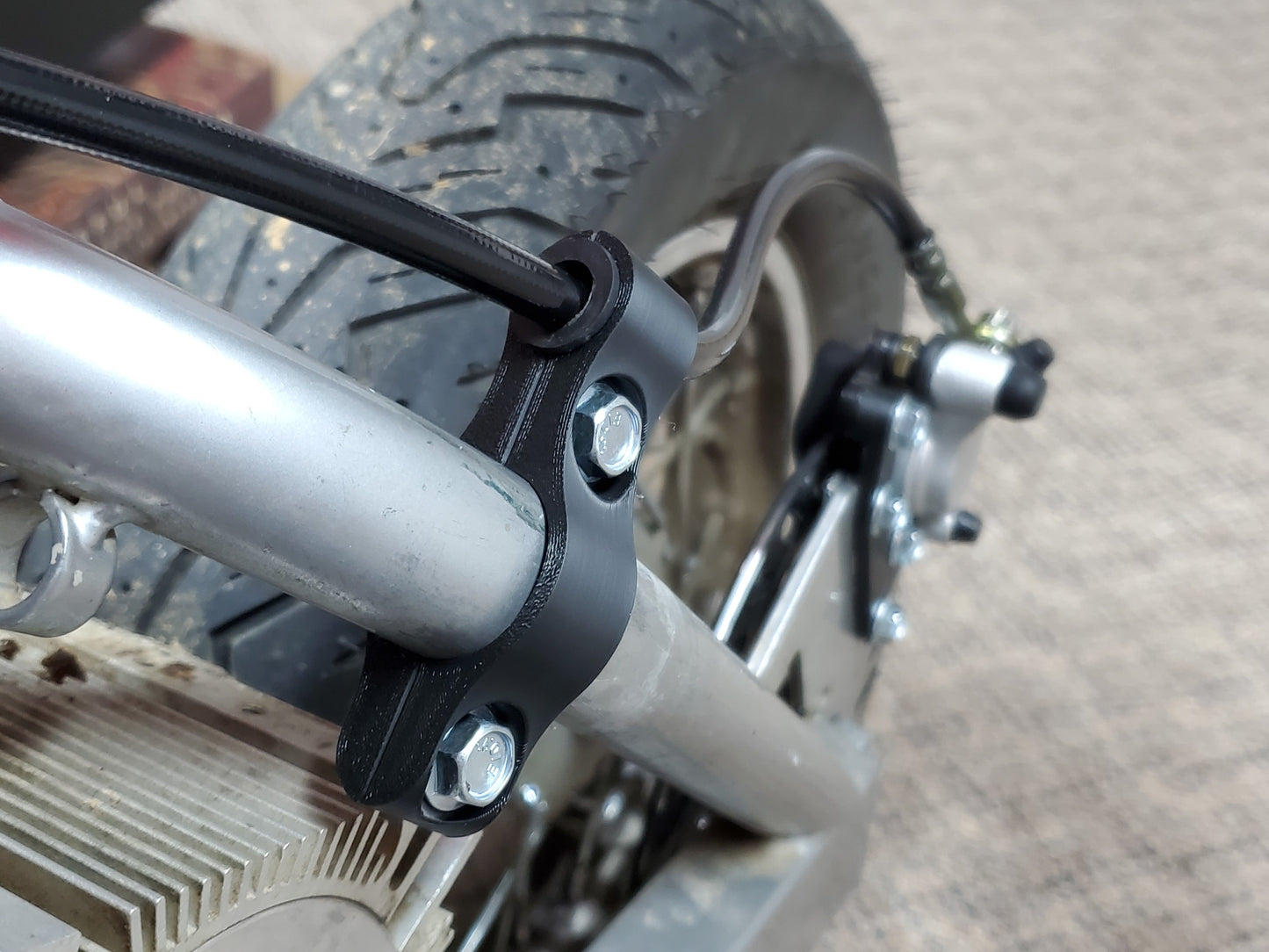 Rear Pitbike Brake Line Guide (Round)
